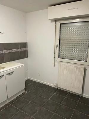 Immeuble mixte - 1 000 m² - 50 pièces