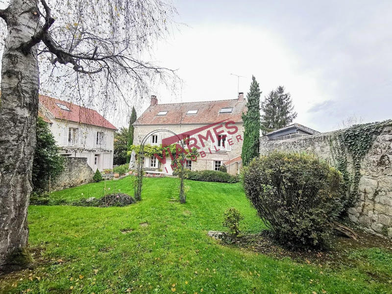 Maison - 180 m² - 6 pièces