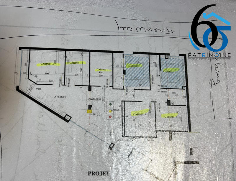 Local commercial - 101 m²