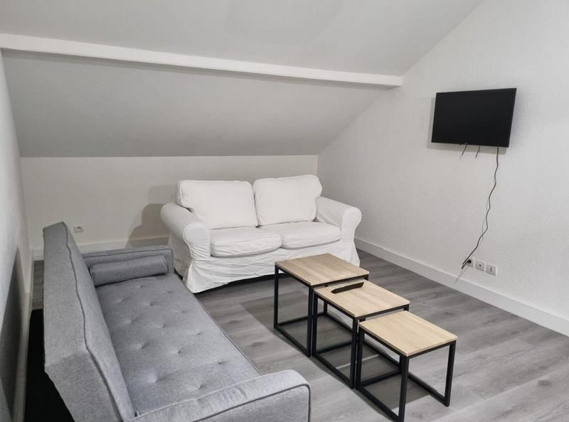 Appartement - 90 m² - 4 pièces