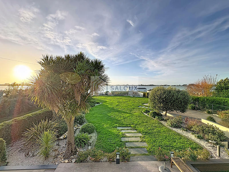 Maison - 164 m² - 4 pièces