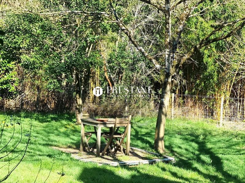 Demeure - 590 m² - 14 pièces