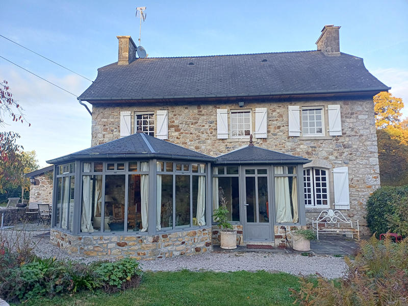 Maison - 147 m² - 7 pièces