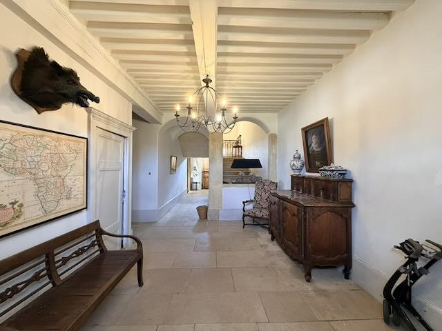 Propriété - 400 m² - 11 pièces