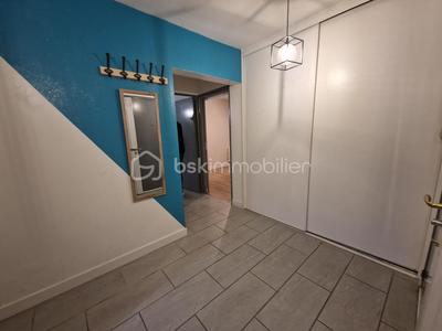 Appartement - 90 m² - 4 pièces