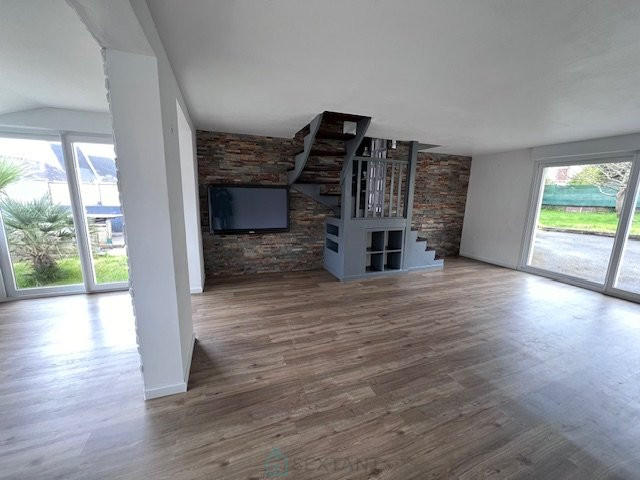 Maison - 118 m² - 7 pièces