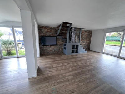 Maison - 118 m² - 7 pièces