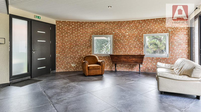 Maison - 144 m² - 5 pièces