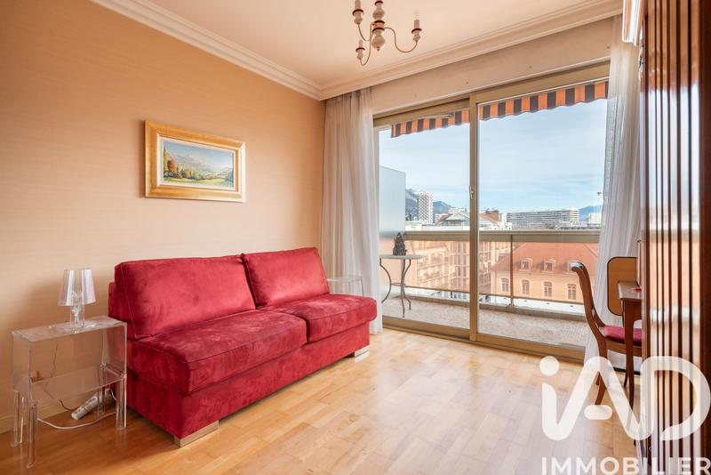 Appartement - 129 m² - 3 pièces
