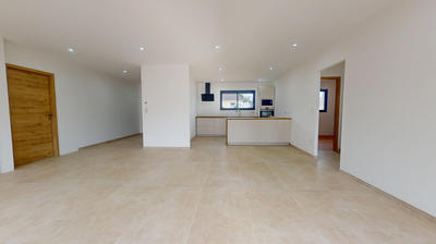 Maison - 95 m² - 4 pièces