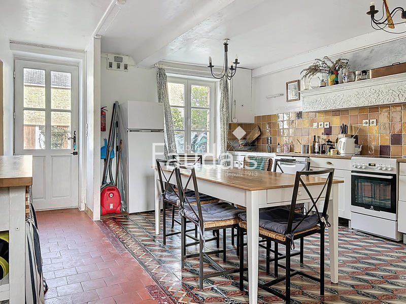 Maison - 110 m² - 5 pièces