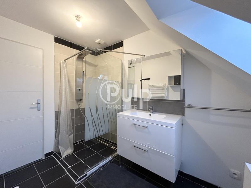 Pavillon - 125 m² - 7 pièces