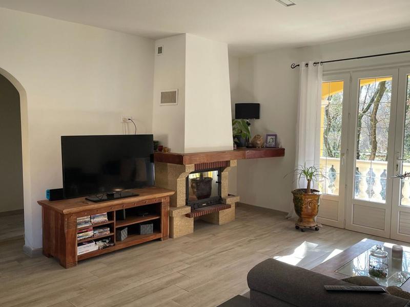 Maison - 213 m² - 7 pièces