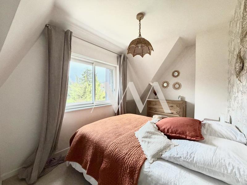 Maison - 162 m² - 6 pièces