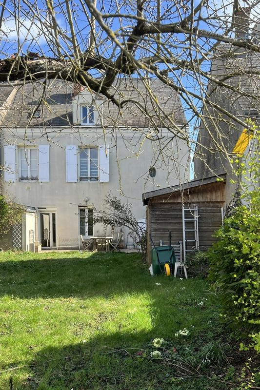 Maison de maîtres - 208 m² - 8 pièces