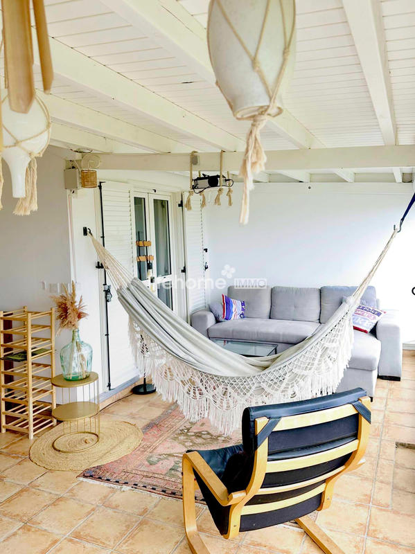 Maison - 122 m² - 4 pièces