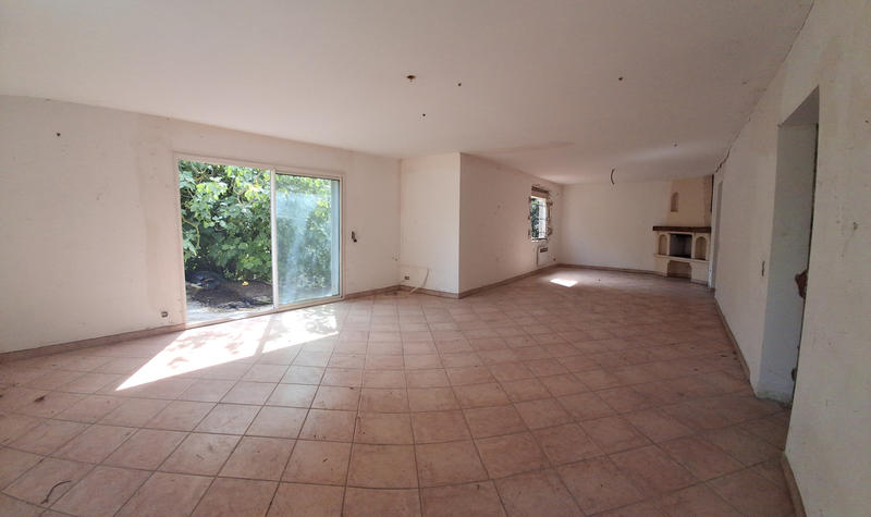 Maison - 98 m² - 4 pièces