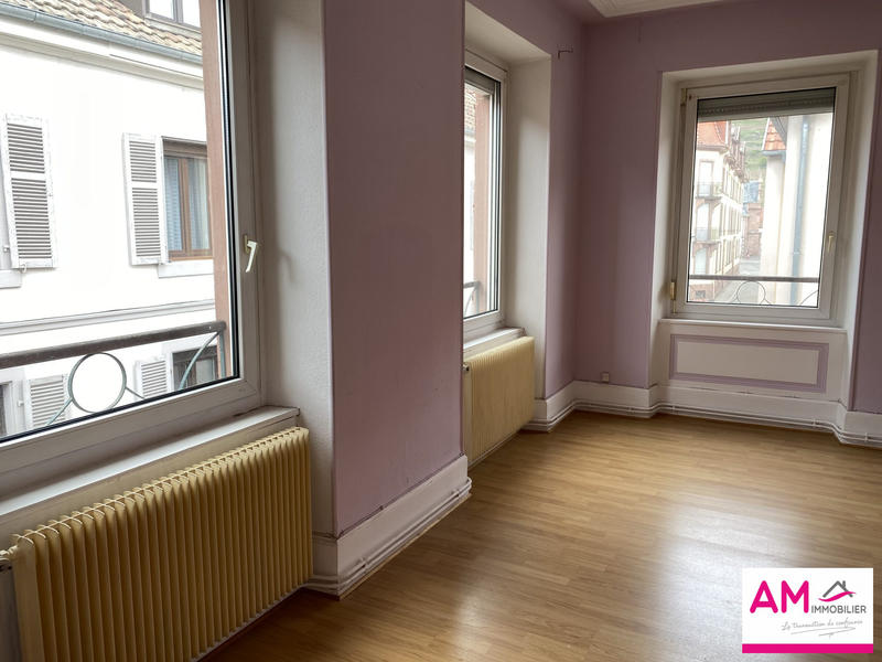 Appartement - 100 m² - 6 pièces