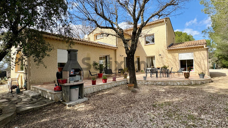Villa - 152 m² - 4 pièces