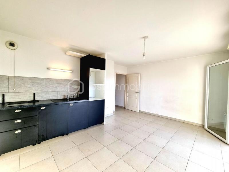 Studio - 28 m² - 1 pièce