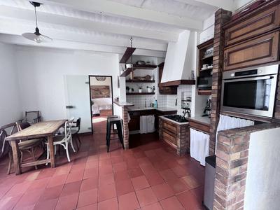 Maison traditionnelle - 181 m² - 15 pièces