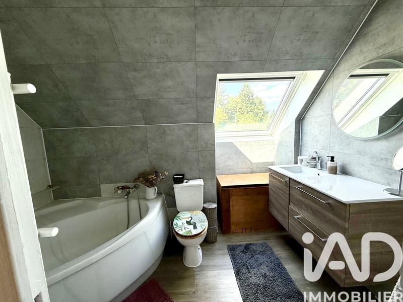 Maison - 130 m² - 6 pièces