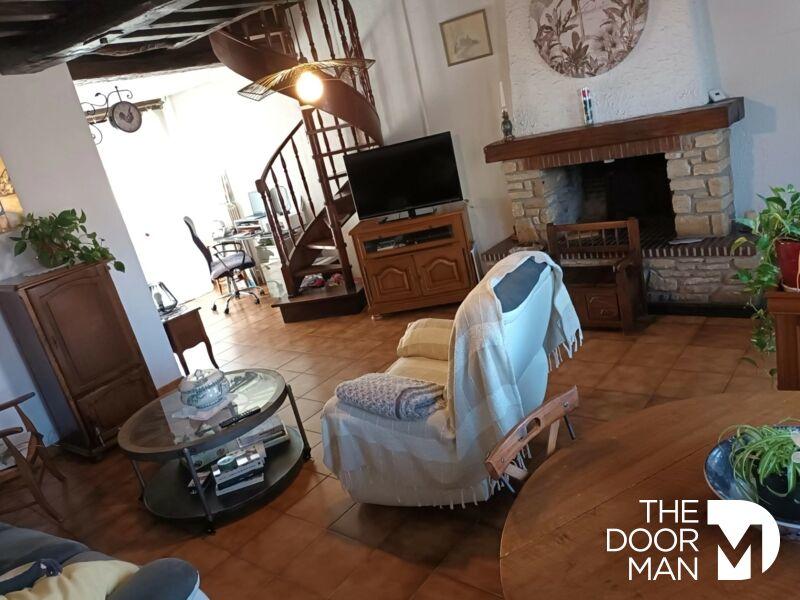 Maison en pierre - 113 m² - 5 pièces