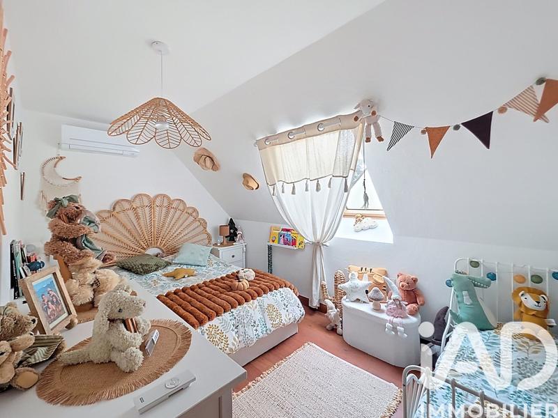 Maison - 102 m² - 5 pièces