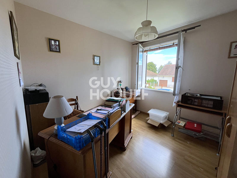 Maison - 95 m² - 5 pièces