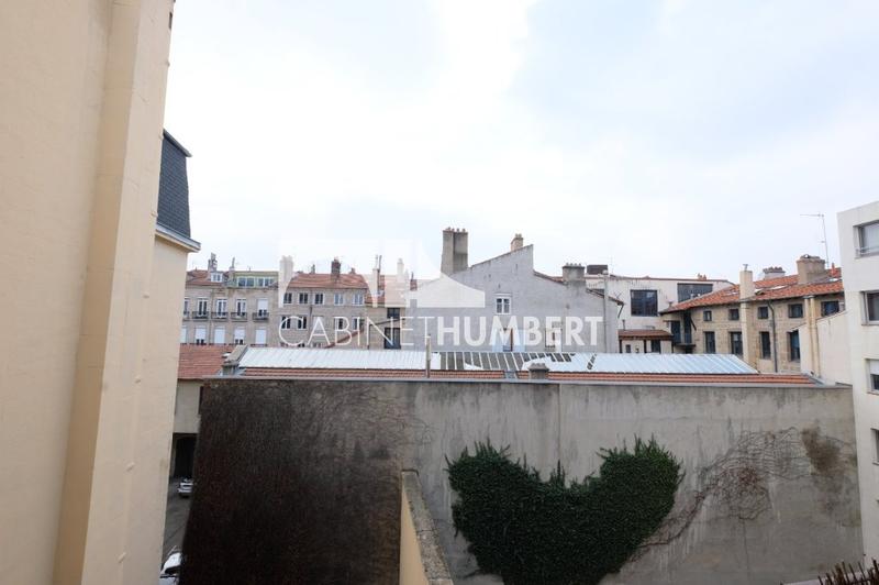 Appartement - 152 m² - 5 pièces