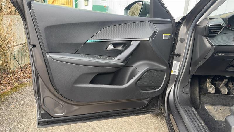 Peugeot 2008 II 1.2 Puretech 130 Allure