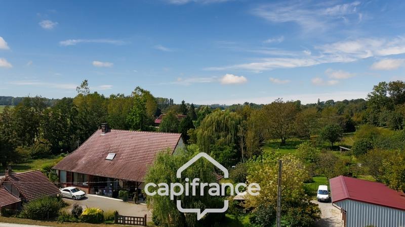 Maison - 220 m² - 6 pièces