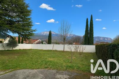 Maison - 214 m² - 6 pièces