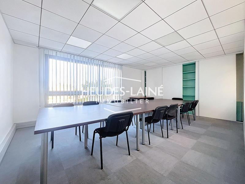 Local d'activité / Entrepôt - 570 m²