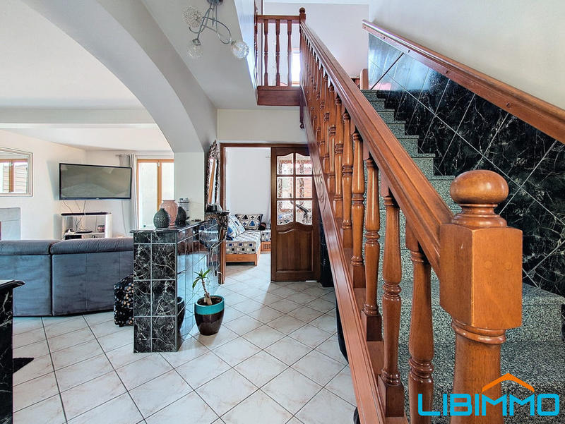 Maison - 157 m² - 7 pièces