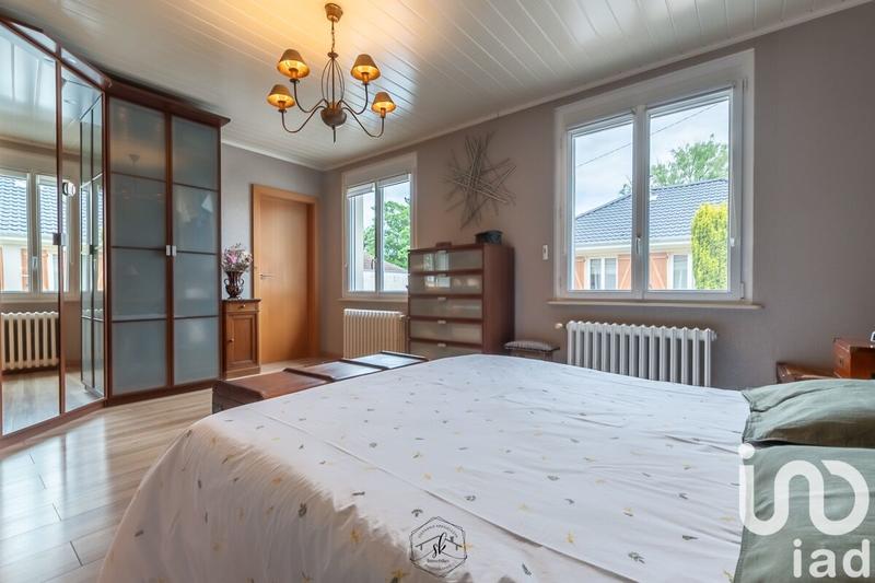 Maison - 90 m² - 4 pièces