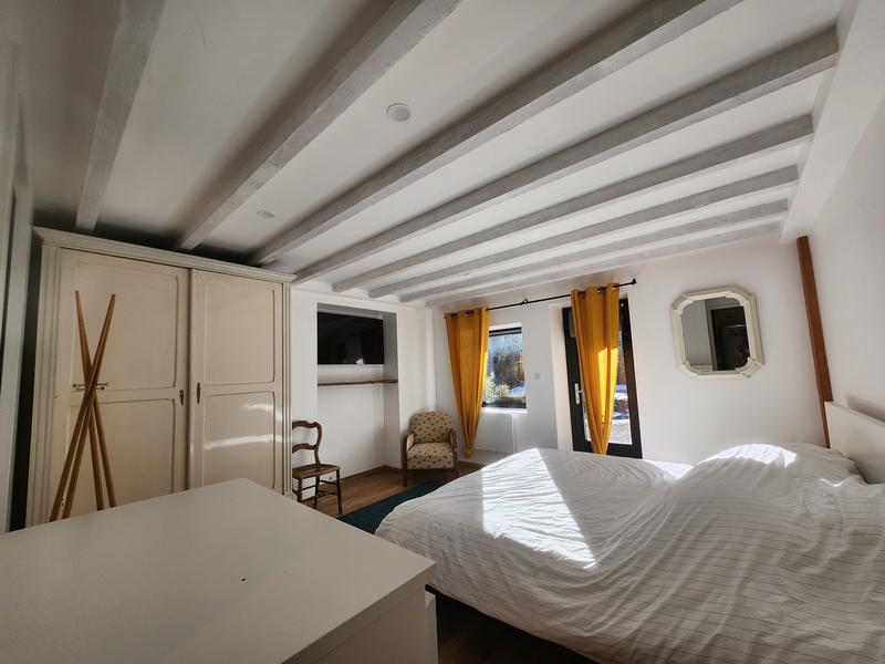 Propriété - 248 m² - 11 pièces