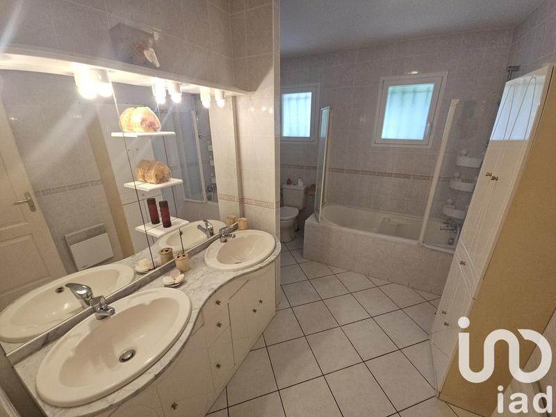 Maison - 121 m² - 5 pièces