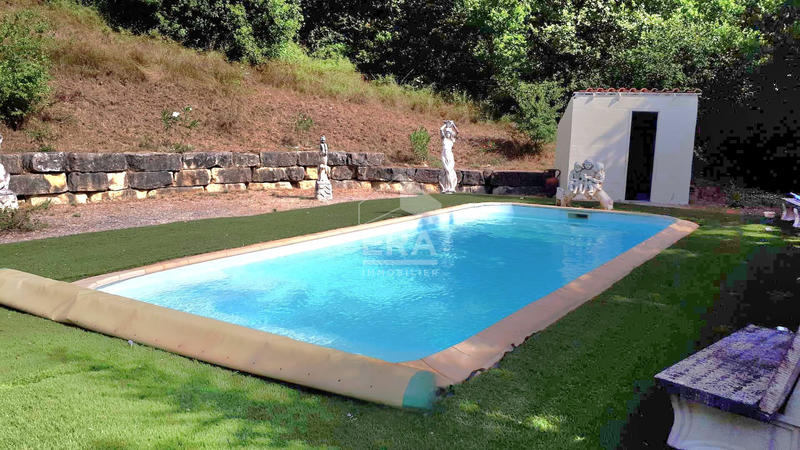 Maison - 174 m² - 6 pièces