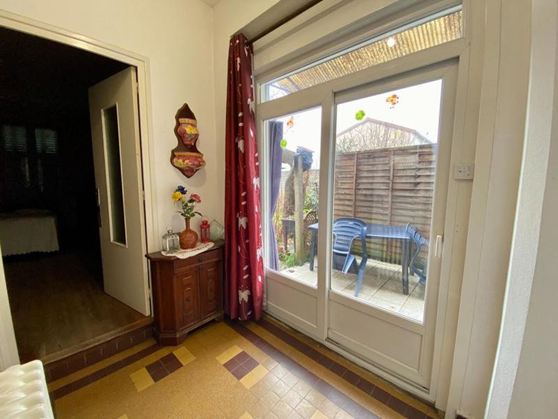 Maison - 210 m² - 9 pièces