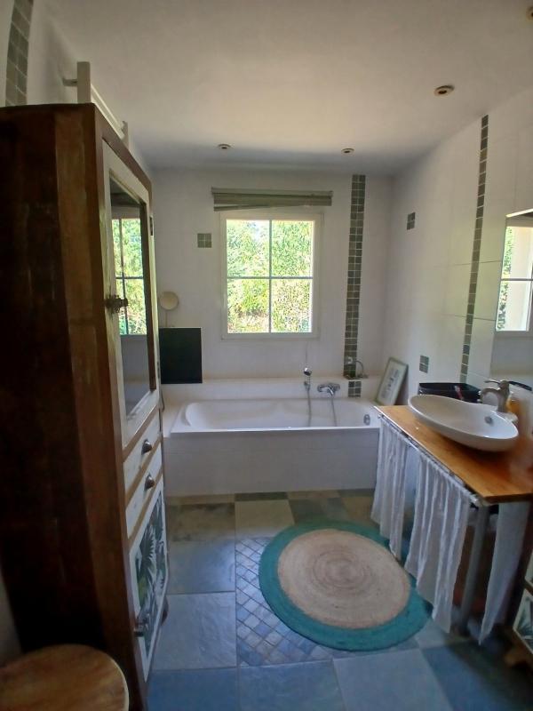 Maison - 130 m² - 4 pièces