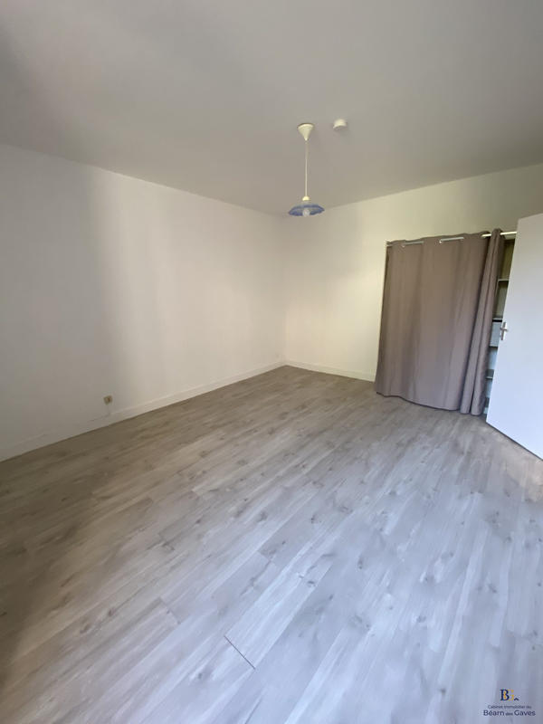 Appartement - 56 m² - 2 pièces