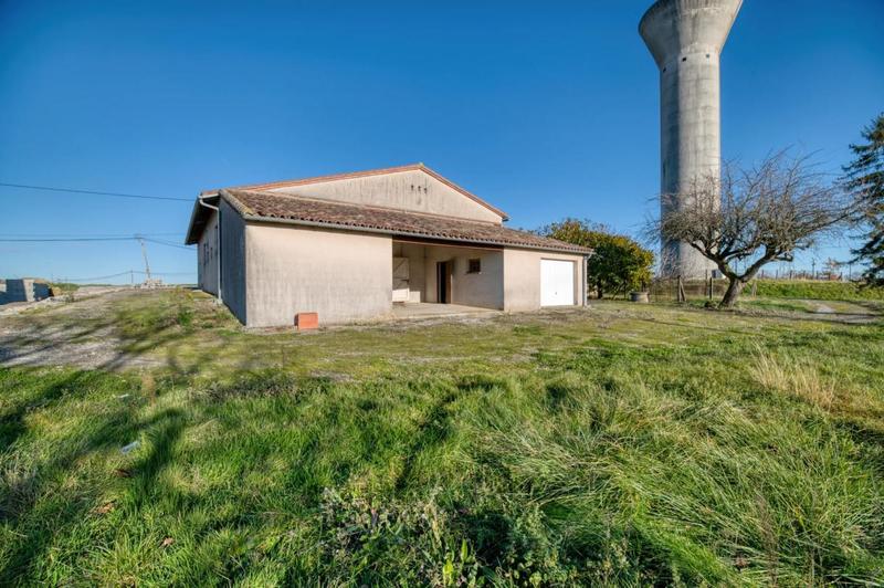 Maison - 200 m² - 8 pièces