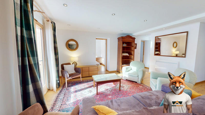 Local commercial - 1 017 m² - 28 pièces