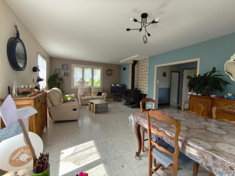 Maison - 182 m² - 7 pièces