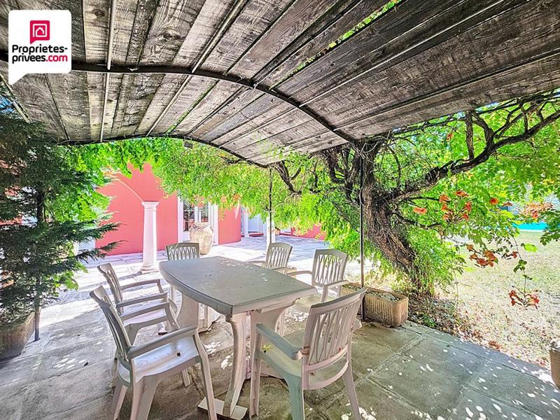 Villa - 162 m² - 6 pièces