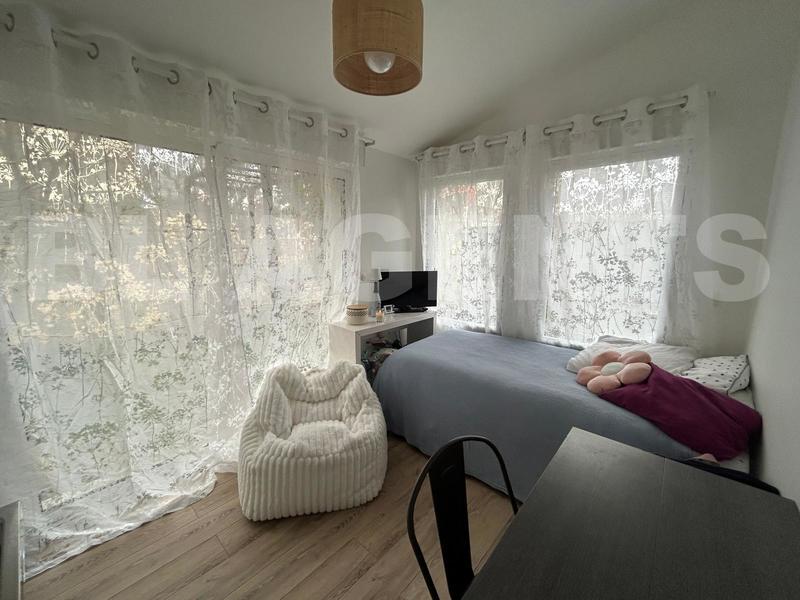 Maison - 84 m² - 6 pièces