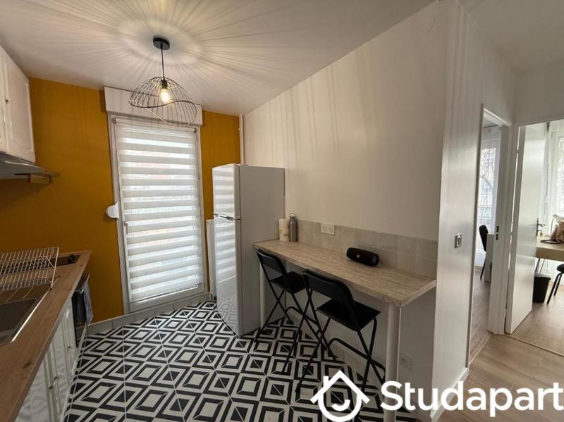 Chambre - 10 m² - 1 pièce