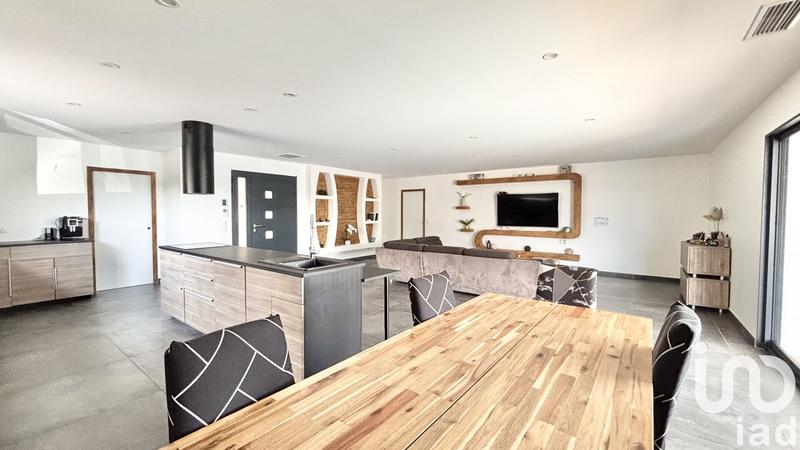 Maison - 163 m² - 7 pièces