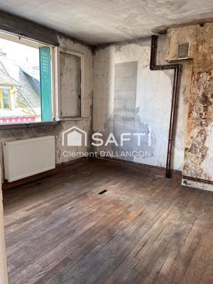 Maison - 112 m² - 7 pièces